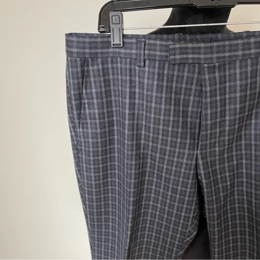 Gucci Men’s Blue Black Gray Check Plaid Wool Trouser Pants EUC Size 48R